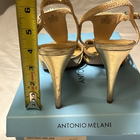 Antonio Melani Nadelle Nude/Sand/Gold Size 8 Beaded & Rhinestone Heels - Picture 8 of 13